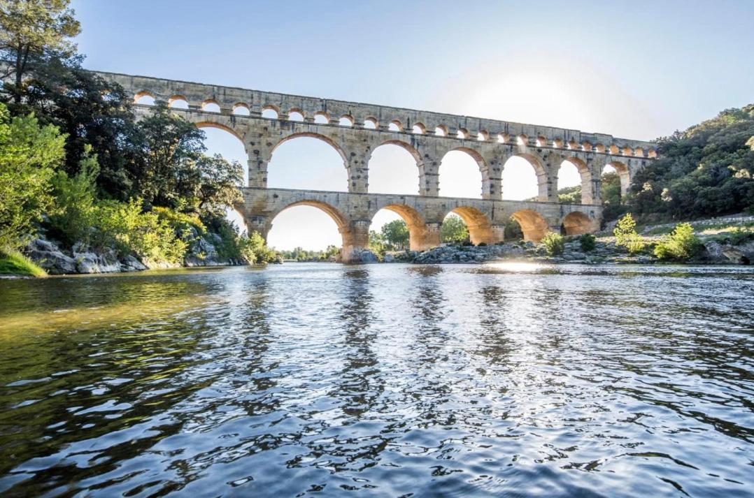 Studio Havre De Paix Au Pont Du Gard Piscine Et Jacuzzi Chez Valerie Payre Villa Vers Pont du Gard Exterior photo