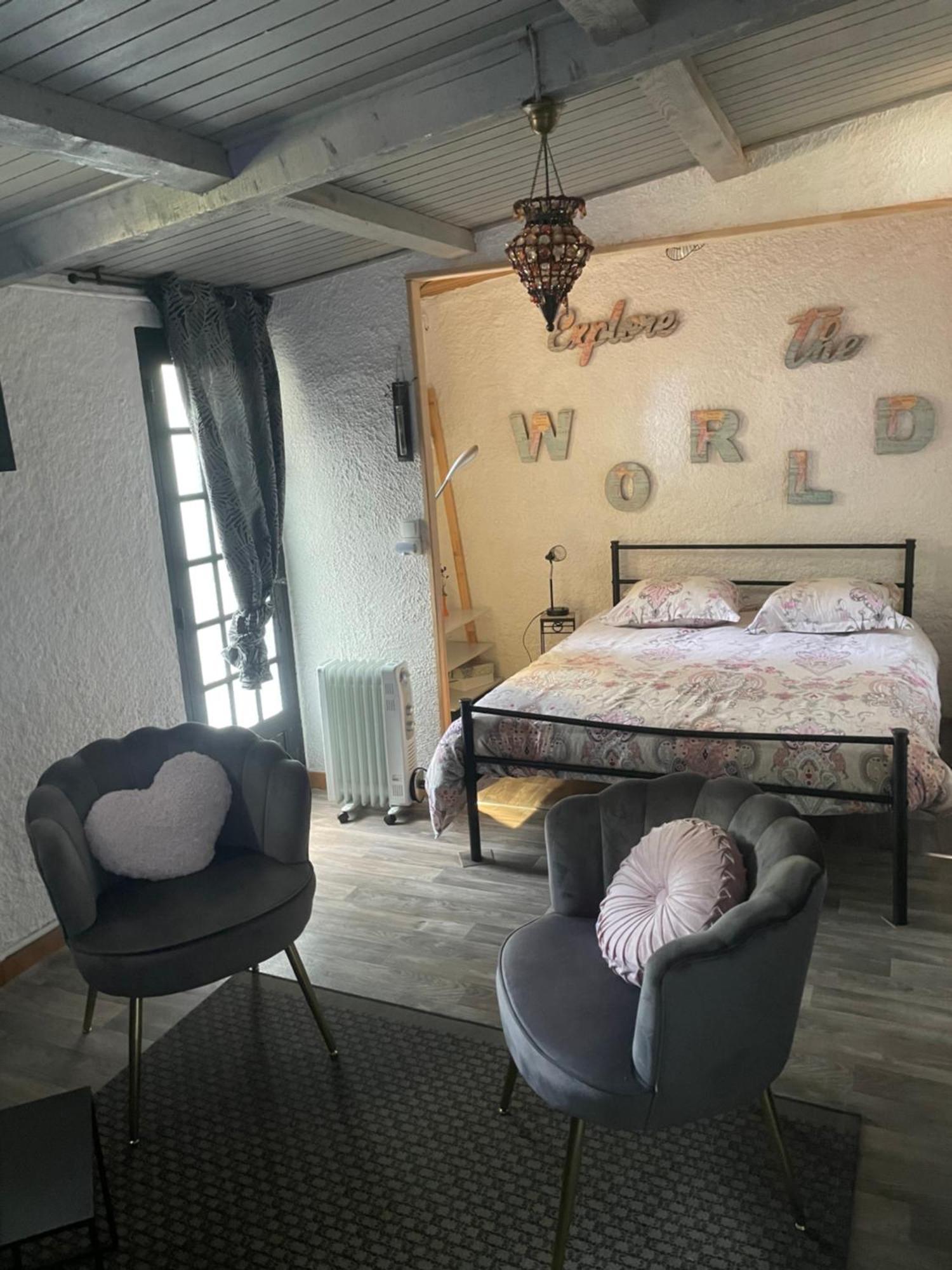 Studio Havre De Paix Au Pont Du Gard Piscine Et Jacuzzi Chez Valerie Payre Vers Pont du Gard Exterior photo